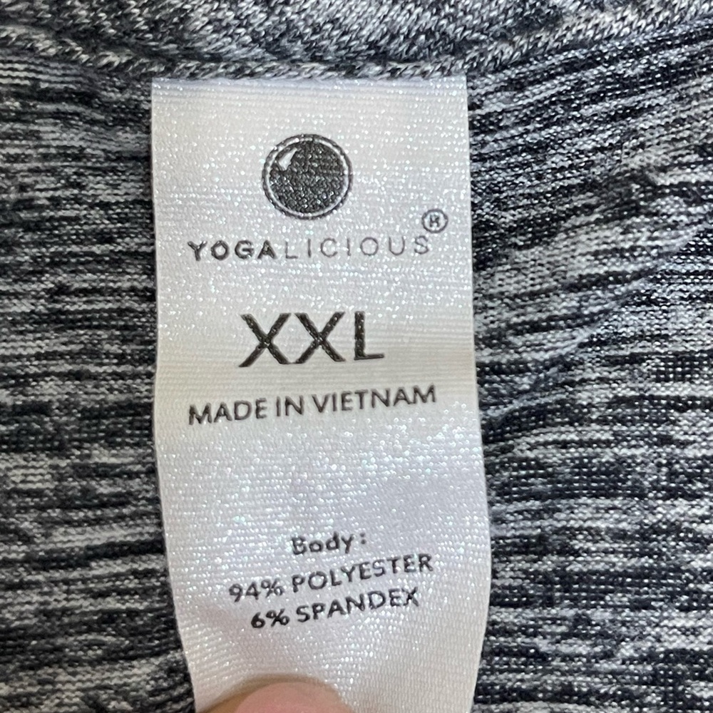 Yogalicious size XL sleeveless work out top - Picture 7 of 7